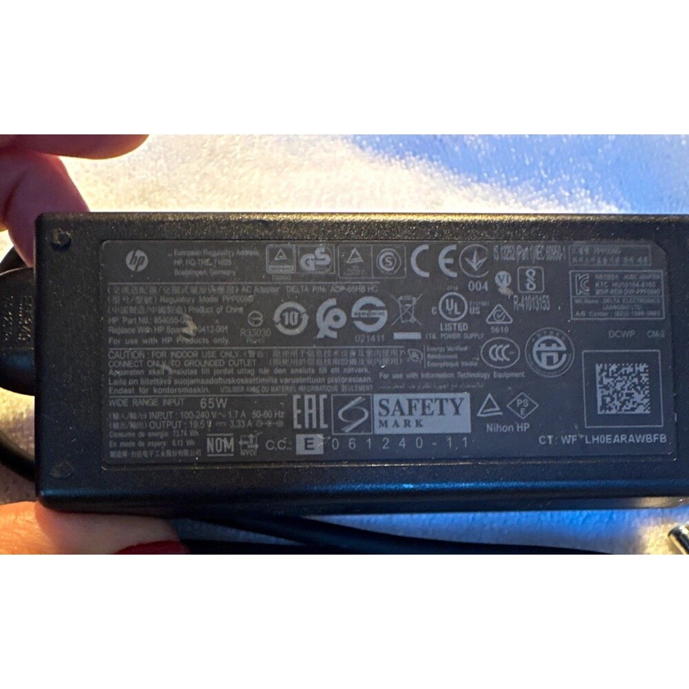 HP 65W 19.5V 3.33A Power Adapter w/ Cord Barrel PA-1650-32HJ